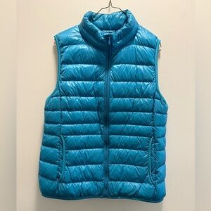 Uniqlo Teal Blue Puffer Vest